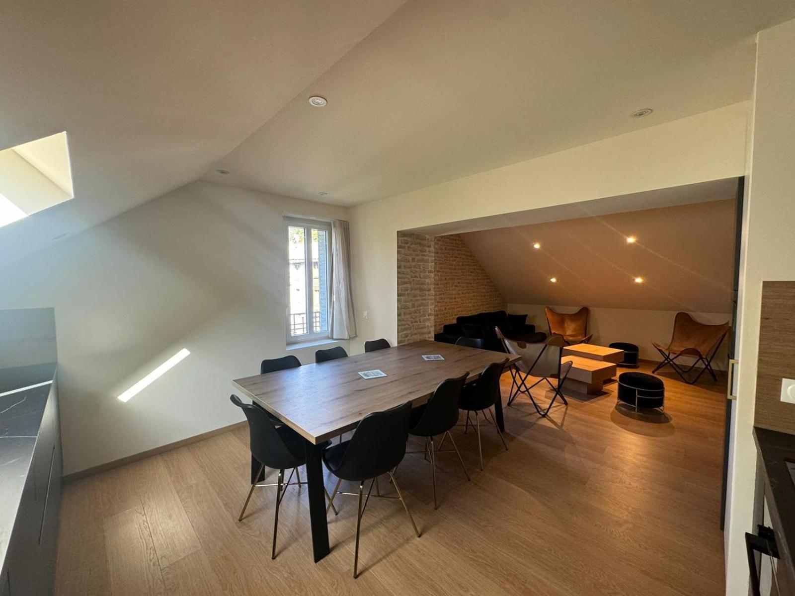 Appartements Confortables Avec Vue Montagne - Residence Villa Belle Fleur Château-Ville-Vieille Exteriör bild