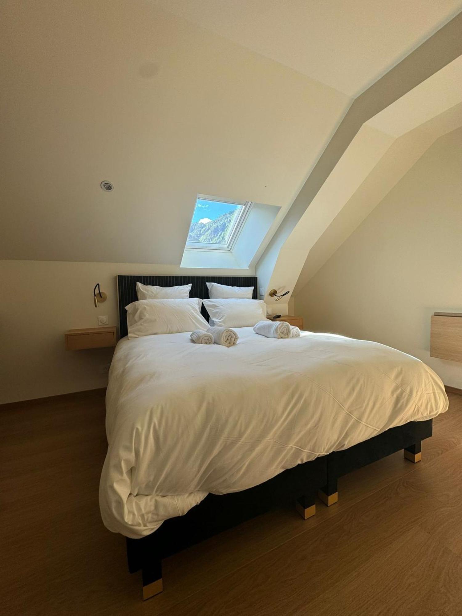 Appartements Confortables Avec Vue Montagne - Residence Villa Belle Fleur Château-Ville-Vieille Exteriör bild